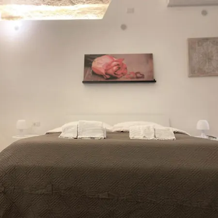 Pietra Di Tomamso - Central Station Appartement